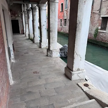Eden Luxury Suite - Venice Santa Croce Exterior photo